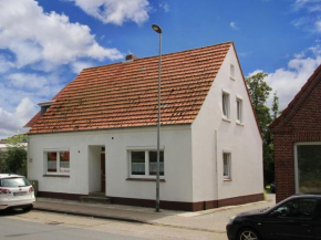 Apartment in Carolinensiel with a garden